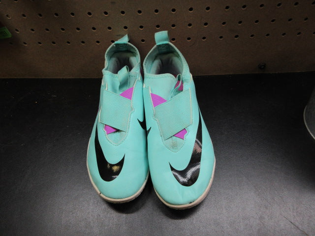 Load image into Gallery viewer, Used Nike Mercurial Zoom Vapor 15 Academy Indoor Soccer Shoes - Size Youth 4.5
