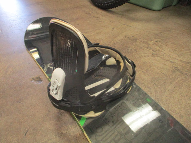 Load image into Gallery viewer, Used Salomon Tracker 158cm Snowboard w/ SPX Pro Bindings (Left Clip Damaged)
