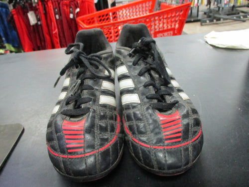 Used Adidas Size 3.5 Soccer Cleats