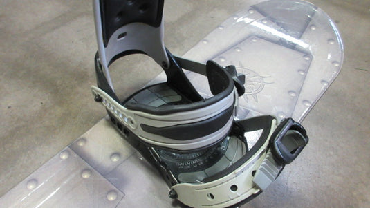 Used Lamar Blazer 151cm  Snowboard W/ Bindings