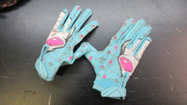 Load image into Gallery viewer, Used Battle Football Receivers Gloves - Size Youth Large
