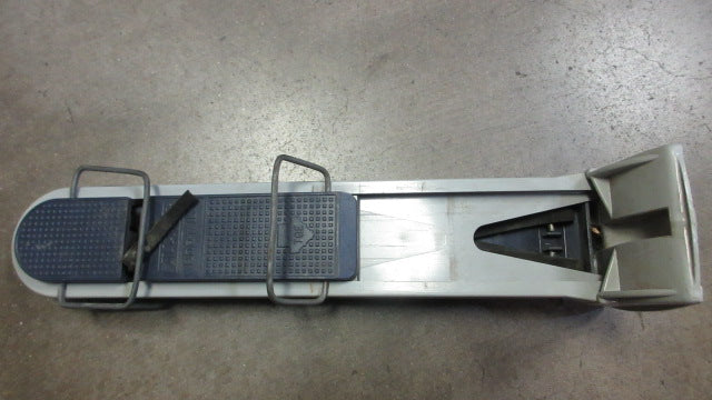 Load image into Gallery viewer, Used Allsop Ski Boot Holder
