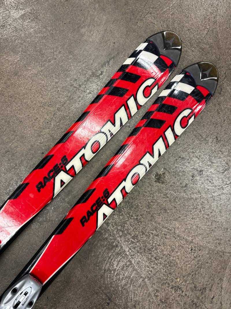 Load image into Gallery viewer, Used Atomic Race 6 Downhill Skis with SL70 Bindings Size 140cm
