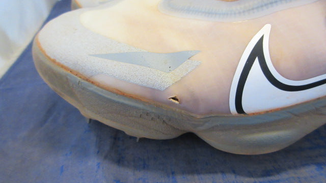 Load image into Gallery viewer, Used Nike Force Zoom Trout 8 Metal Cleats Adult Size 13 - wear

