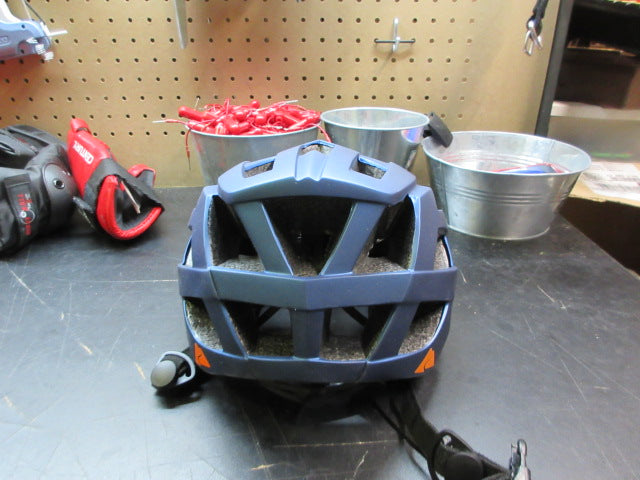 Load image into Gallery viewer, Used Ozark Trail Adult Bike Helmet Adjustable Dial Fit - Size Medium
