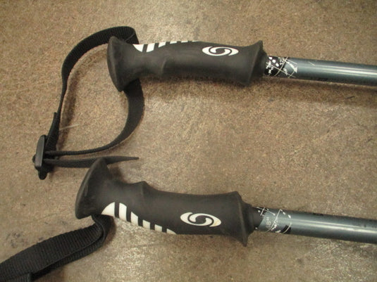 Used Salomon 120cm Ski Poles