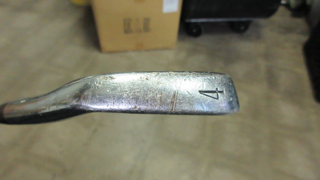 Load image into Gallery viewer, Used Mizuno MP-60 Cut Muscle 4 Iron - RH
