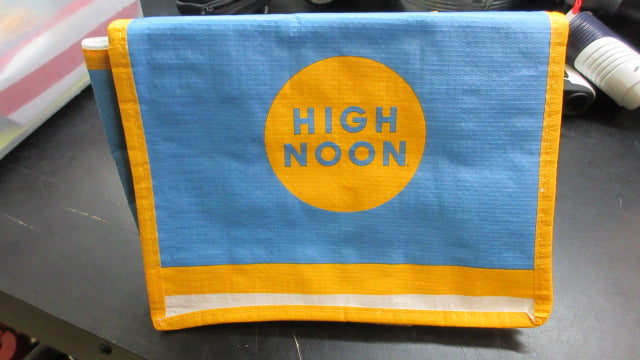 Load image into Gallery viewer, Used High Noon Mini Cooler
