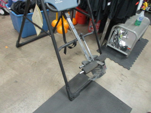 Load image into Gallery viewer, Used Teeter Relax the back F9000 Inversion Table
