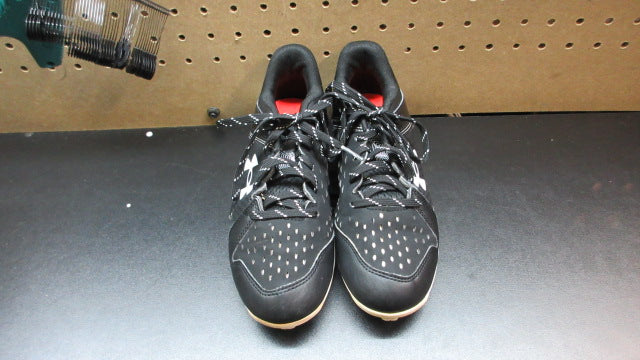 Load image into Gallery viewer, Used Under Armour Leadoff Baseball Cleats - Size Youth 2
