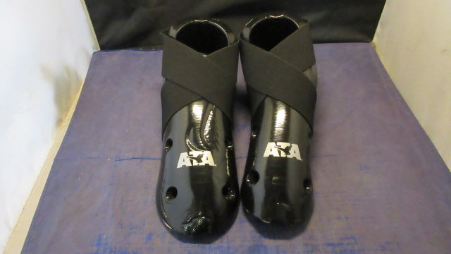 Load image into Gallery viewer, Used ATA Sparring Shoes Adult Size Small
