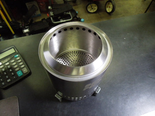 Like New SoloStove Mesa XL Wood Chip Table Top Stove