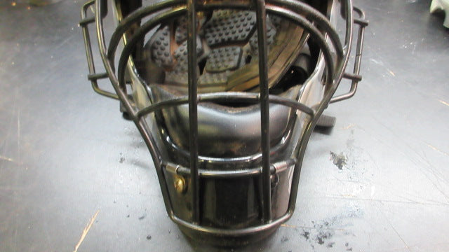 Load image into Gallery viewer, Used ProNine ProLine Baseball Catcher's Helmet - Youth

