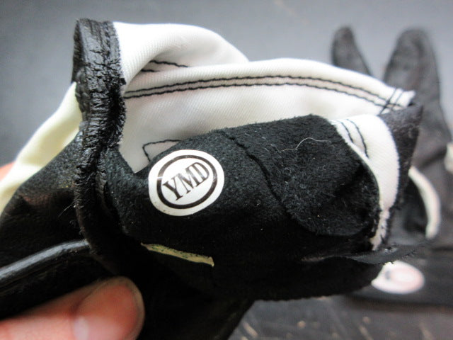 Load image into Gallery viewer, Used Under Armour Batting Gloves - Size Youth Medium
