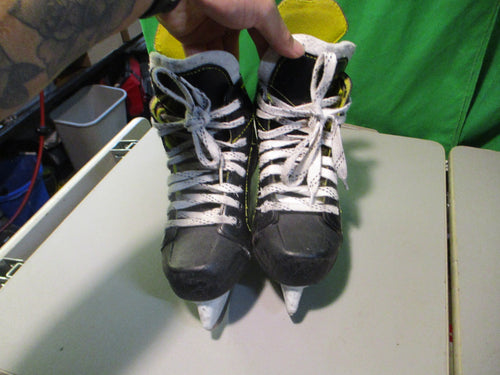 Used CCM Super Tacks 9350 Size 13 Hockey Skates