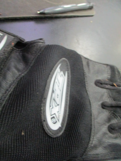 Used Louisville TPX Adult Medium Batting Glove - LH