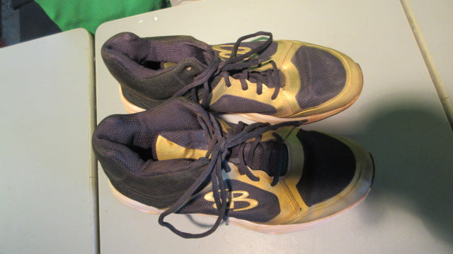 Load image into Gallery viewer, Used BoomBah Size 12 Turf Cleats
