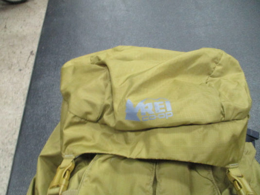 Used Rei Co-Op Trailbreak 60 Hiking Pack