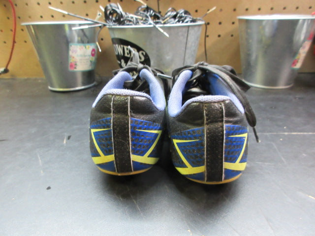 Load image into Gallery viewer, Used Lotto Soccer Cleats - Size 1

