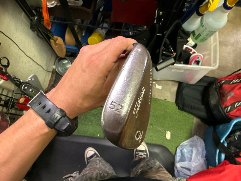 Load image into Gallery viewer, Used Titleist BV Spin Milled SM4 Oil Can Finish 52º Right Hand Gap Wedge
