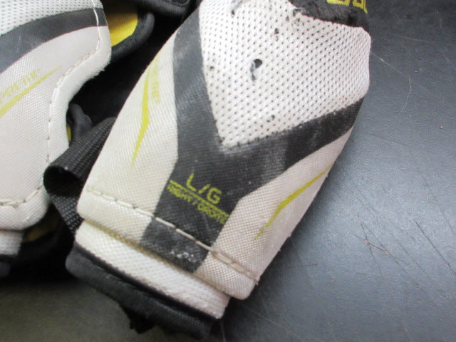 Load image into Gallery viewer, Used Bauer Supreme 150 Hockey Elbow Pads - Size Junior Large

