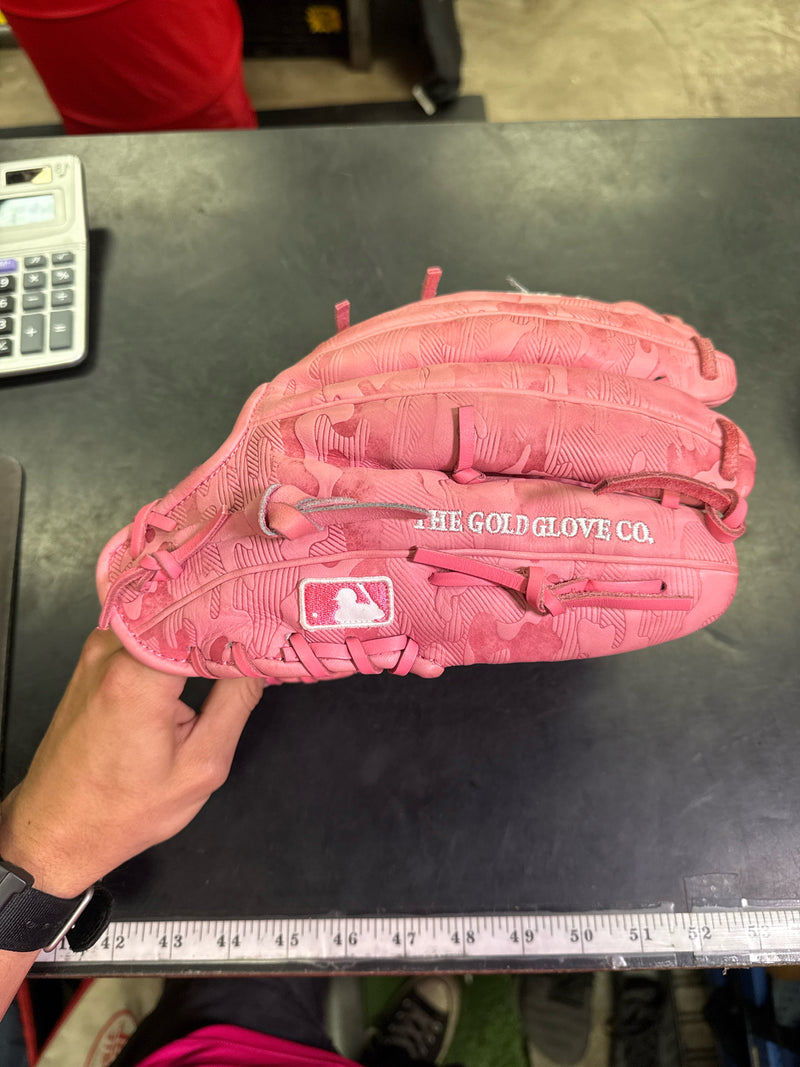 Load image into Gallery viewer, Lightly Used Rawlings HOH R2G PROR205-30P Tonal Pink Camo 11.75" LHT
