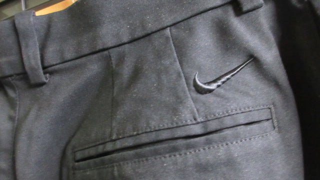 Load image into Gallery viewer, Used Nike Dry-Fit Shorts - Size 34
