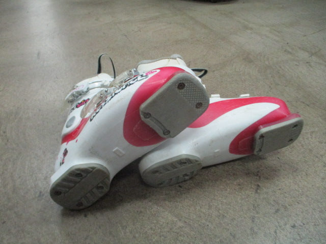 Load image into Gallery viewer, Used Rossignol FunGirl Junior Ski Boots Size 21.5 (3.5)
