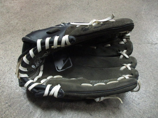 Used Rawlings BRG 11" Baseball Glove