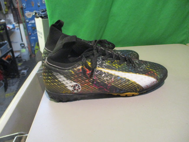 Load image into Gallery viewer, Use Novetra Size 6 indoor Soccer Cleats
