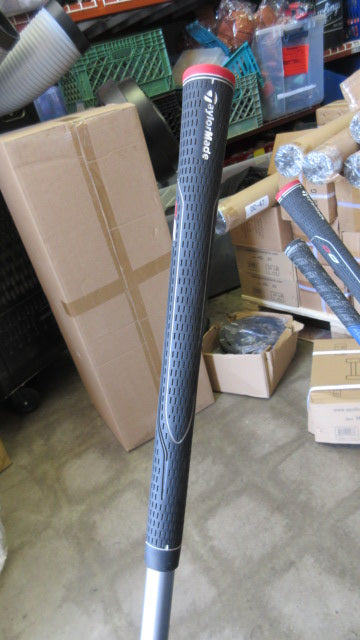 Load image into Gallery viewer, Used TaylorMade Aero Burner 14 Deg Mini Driver w/ Head Cover - RH
