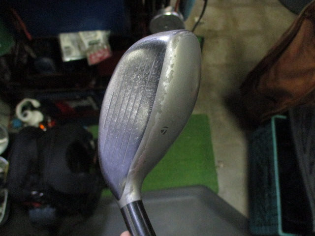 Load image into Gallery viewer, Used TaylorMade SLDR S Rescue 19º Right Hand 3 Wood
