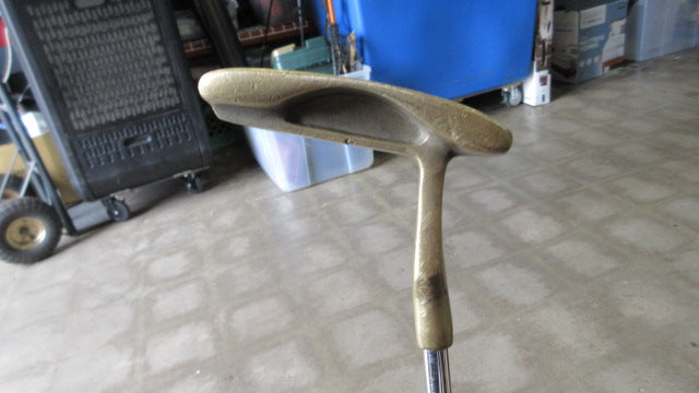 Load image into Gallery viewer, Used MacGregor by Nicklaus Model 207 36&quot; Putter - RH

