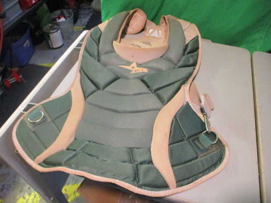 Used All Star Delta Ultra Cool CPW14.5S7 Catchers Chest Protector