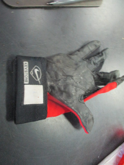 Load image into Gallery viewer, Used Nike Batting Glove - LH
