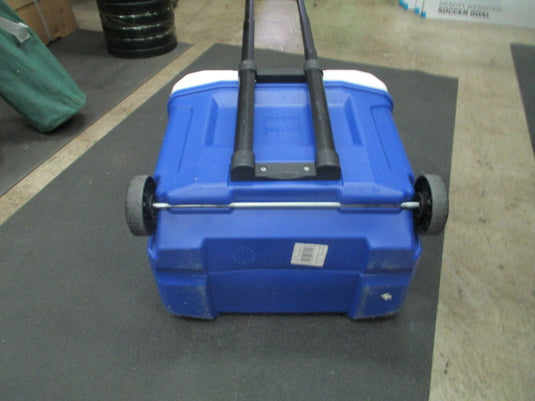 Used Igloo 30 Quarts 3 day Blue Rolling Cooler