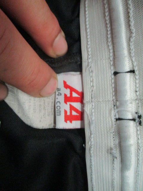 Load image into Gallery viewer, Used A4 Elastic Bottom Youth Medium Baseball Pant
