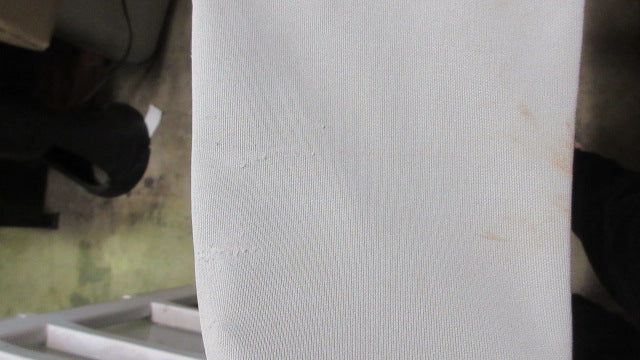 Load image into Gallery viewer, Used Under Armour Grey Open Bottom Pants Youth Size Medium - wear
