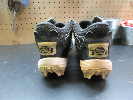 Used Under Armour Harper 9 RM Baseball Cleats - Size Youth 6