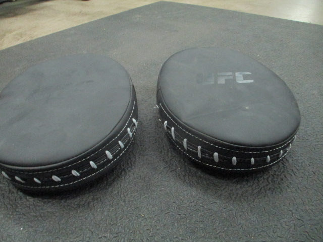Load image into Gallery viewer, Used UFC Black Punch Mitts
