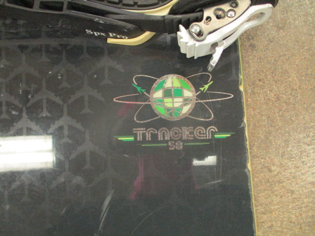 Load image into Gallery viewer, Used Salomon Tracker 158cm Snowboard w/ SPX Pro Bindings (Left Clip Damaged)
