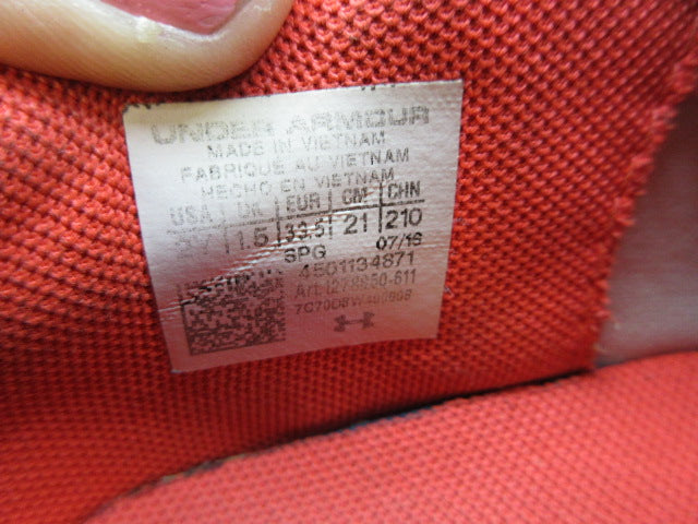 Load image into Gallery viewer, Used Under Armour CF Force 3.0 Indoor Soccer Shoes -  Size Youth 2
