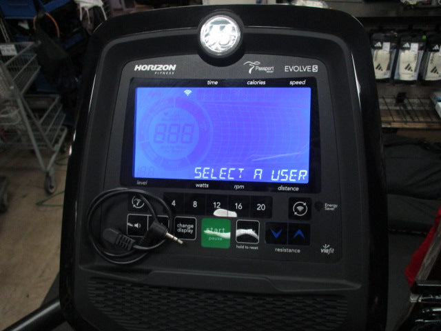Load image into Gallery viewer, Used Horizon Evolve 5 Feather Light Folding Elliptical
