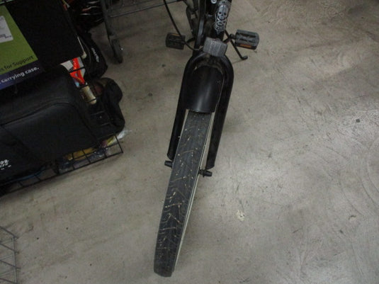 Used HBBC Skull and Bones Ladies Beach Cruiser 26"