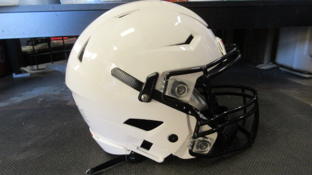 Load image into Gallery viewer, New 2026 Riddell Varsity SpeedFlex Football Helmet - White Size XL
