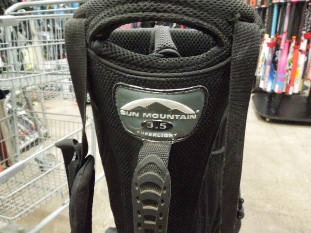 Load image into Gallery viewer, Heavy Use Sun Mountain 3.5 Superlight Golf Stand Bag

