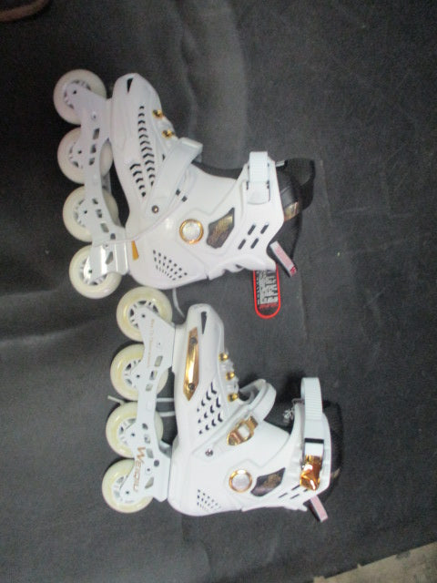 Load image into Gallery viewer, Weiqiu Size 6 In-line Skates
