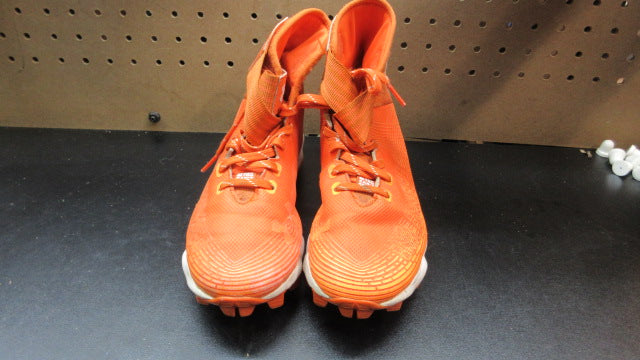 Load image into Gallery viewer, Used Under Armour UAF Football Cleats - Size Youth 4.5
