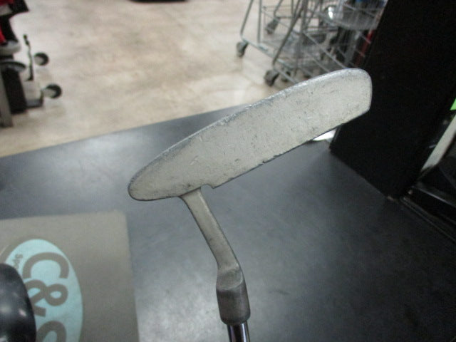 Load image into Gallery viewer, Used Tournament S-2 34&quot; Putter
