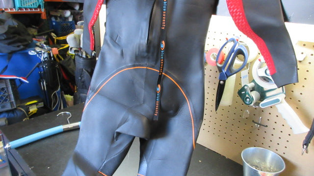 Load image into Gallery viewer, Used Blue Seventy Reaction Womens Wetsuit - SMT
